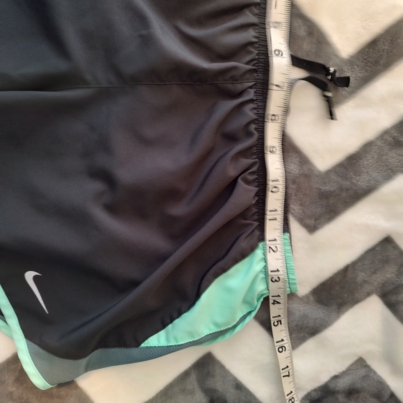 Nike running or swim shorts. New. Size small. - Picture 6 of 9